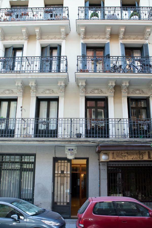 Elegante Piso Junto Al Museo Del Prado Apartment Madrid Exterior photo